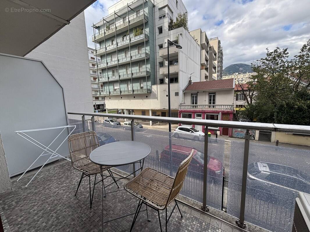 Appartement à GRENOBLE