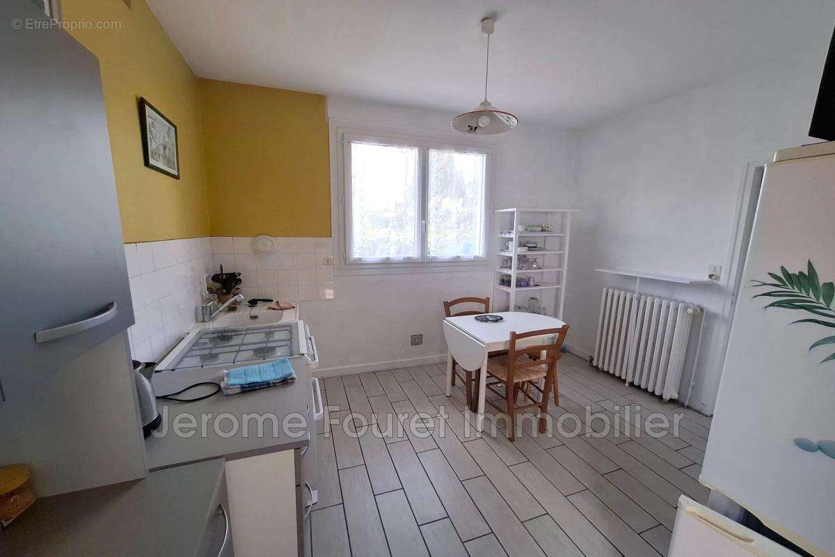 Maison à EGLETONS