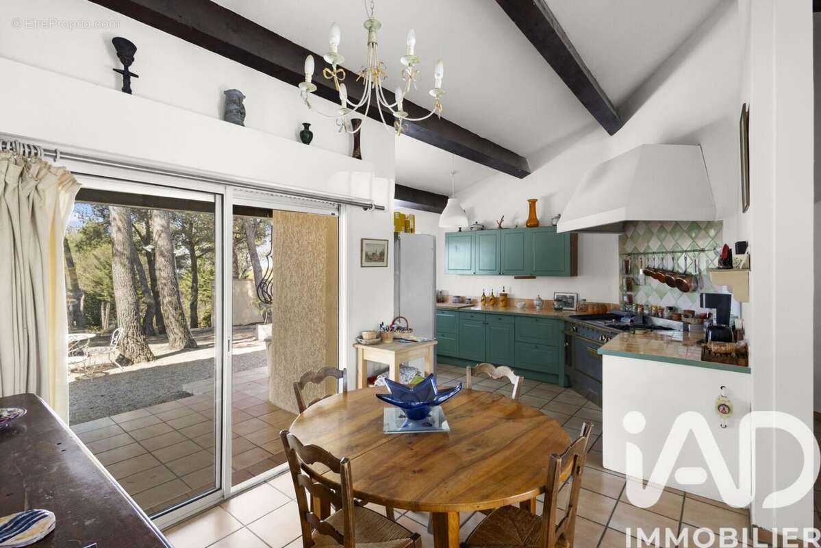 Photo 2 - Maison à VENTABREN