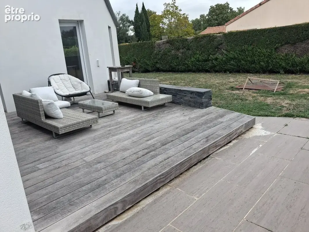 Maison contemporaine de plain-pied 250 m² avec T3 indépendant - photo 18