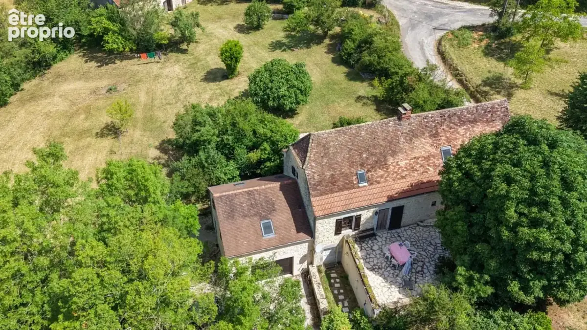 EXCLUSIVITE - Agréable Propriété de caractère avec spacieuse mai - photo 5