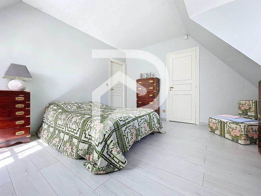 Maison à SAINT-LEONARD