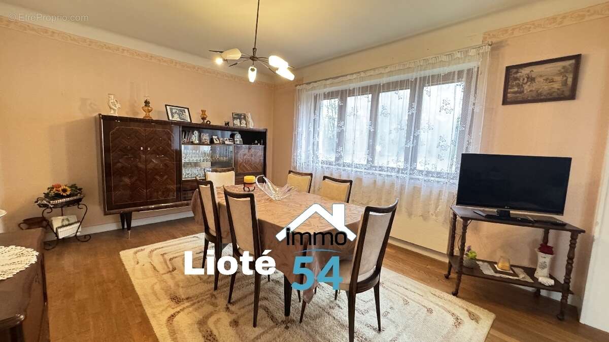 Maison à HARAUCOURT