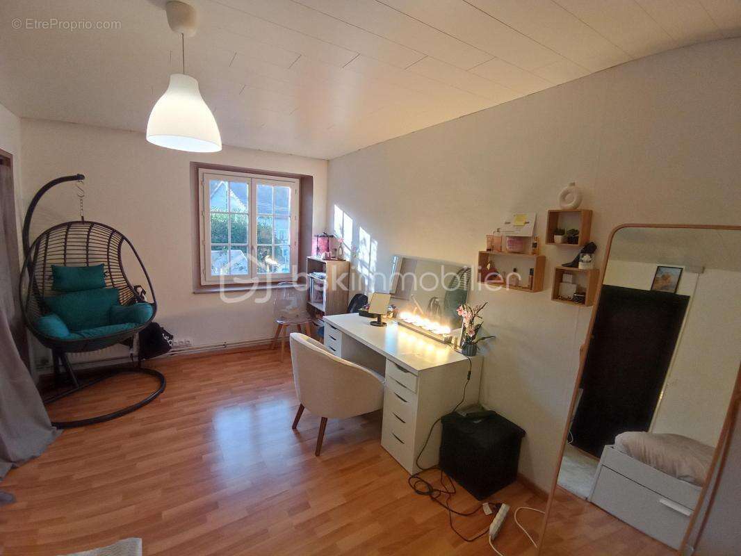 Maison à ETREPIGNEY