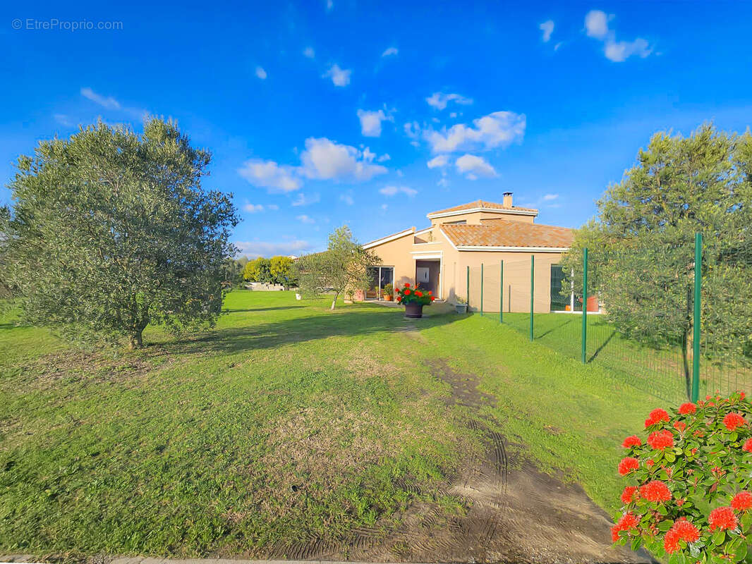 Maison à SAINT-MAURICE-L'EXIL