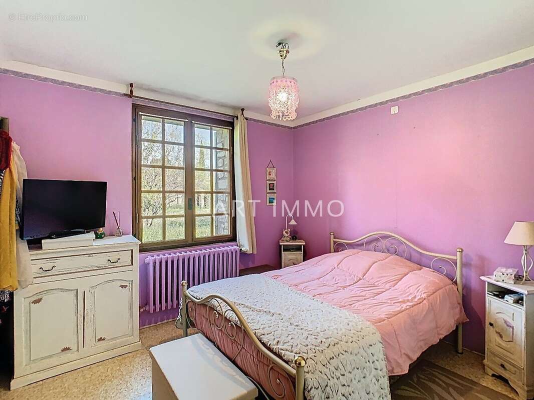 Maison à SAINT-SATURNIN-LES-APT