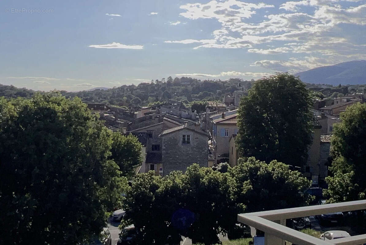Appartement à VALBONNE
