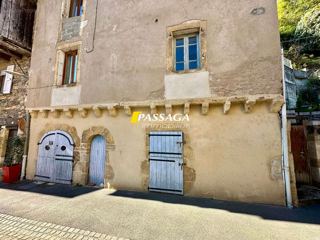 Maison à SAINT-GENIEZ-D&#039;OLT