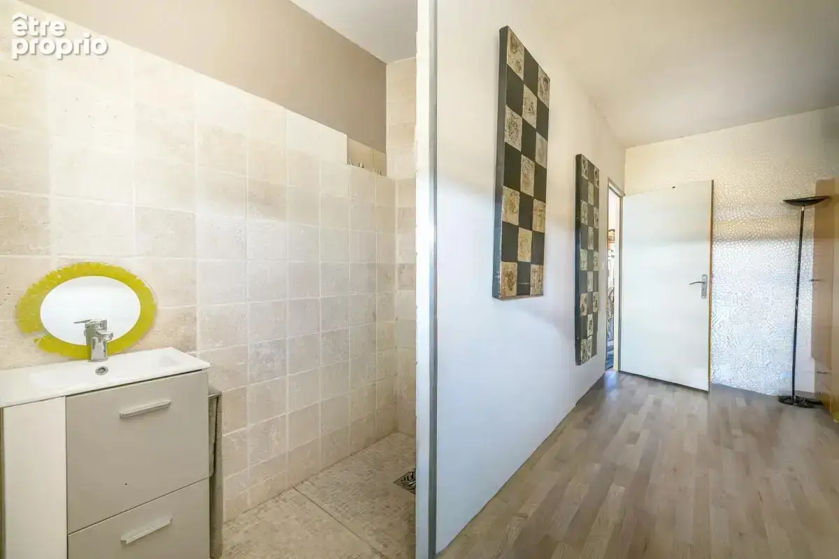 Maison de 6 pièces de 194 m² à Chanceaux-sur-Choisille - photo 12