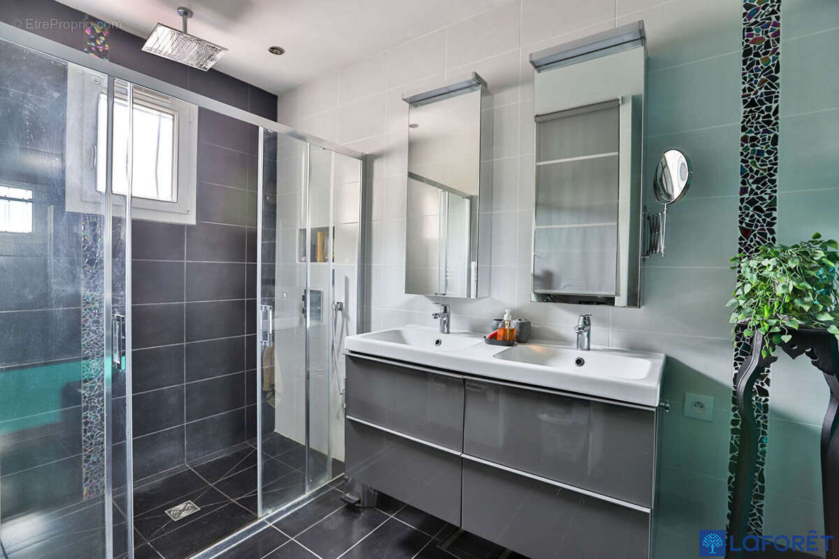 Maison à VILLIERS-SAINT-FREDERIC