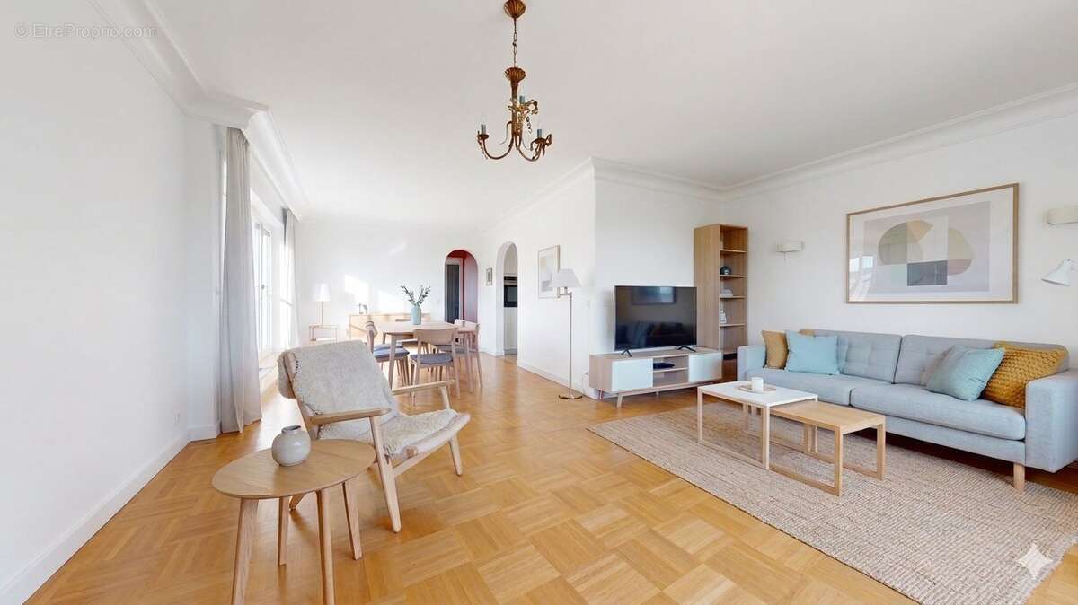 Appartement à CALUIRE-ET-CUIRE