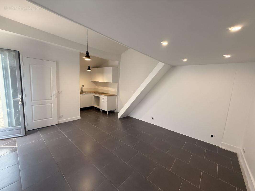 Appartement à ROMAINVILLE