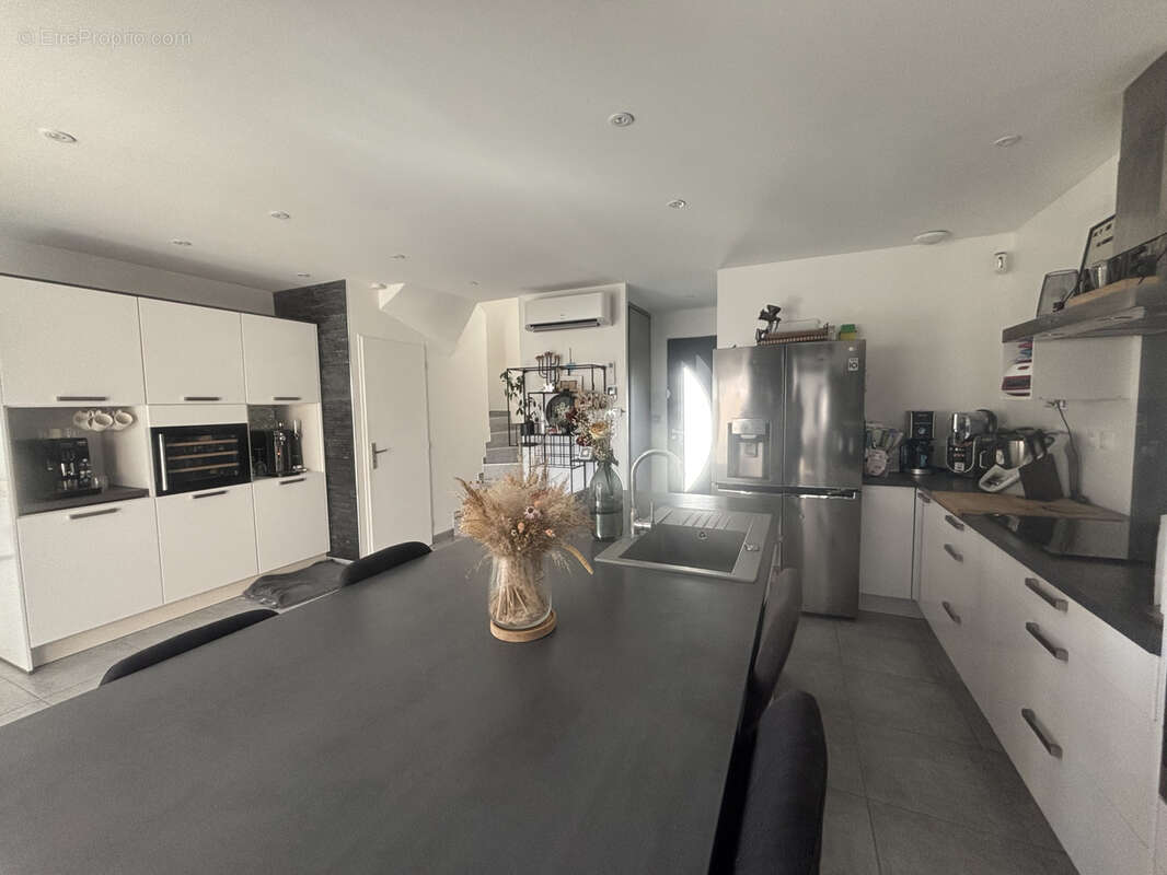 Maison à BELLEGARDE