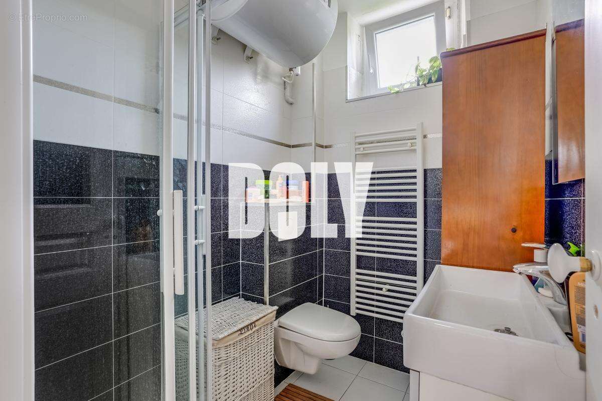 Appartement à MONTROUGE