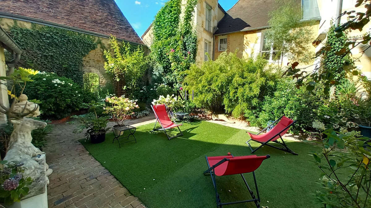 Maison à MORTAGNE-AU-PERCHE