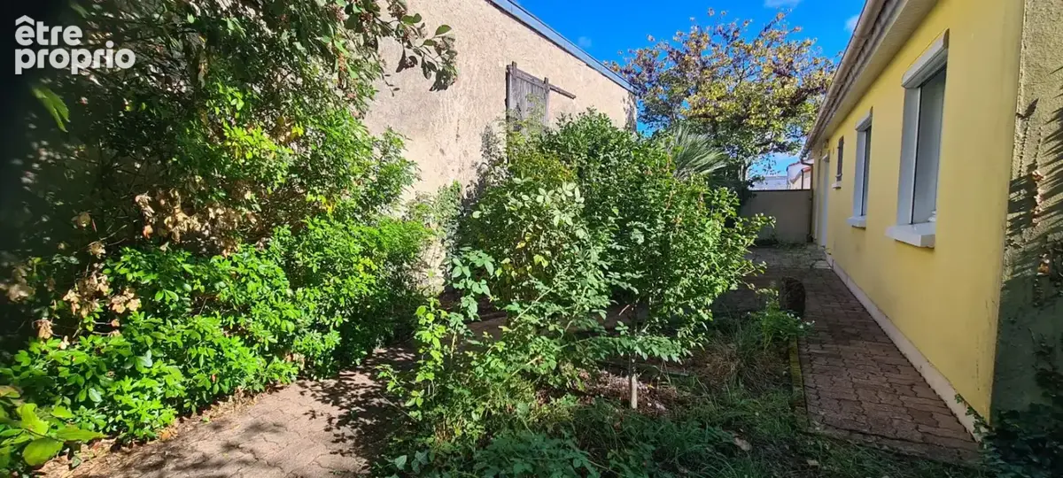 Maison Clisson 5 P . 3 Chs . Bureau . 81.29 M² . T 377 M² . Terrasse . Garage - photo 12