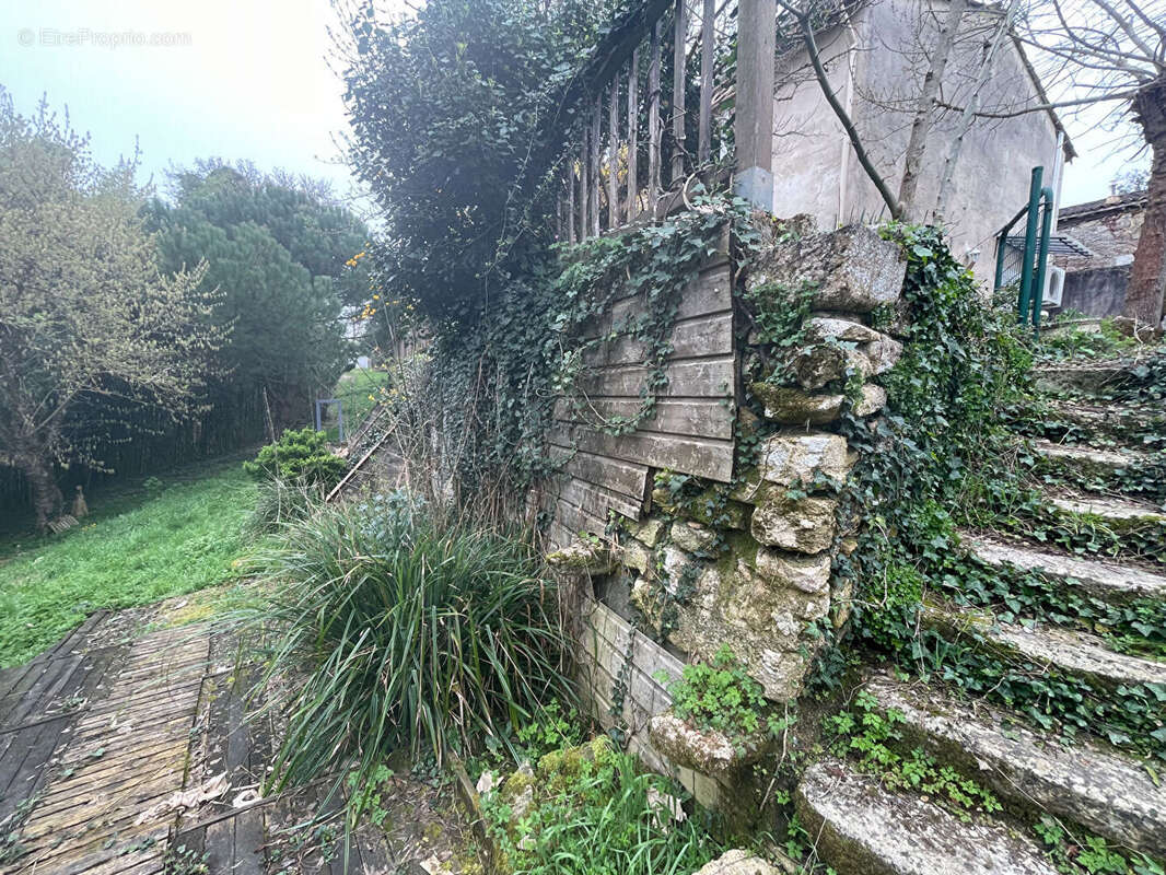 Maison à SAUVETERRE-DE-GUYENNE