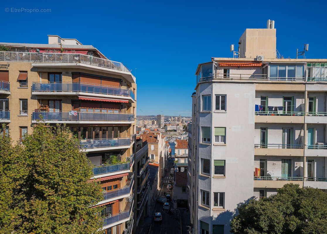 Appartement à MARSEILLE-7E