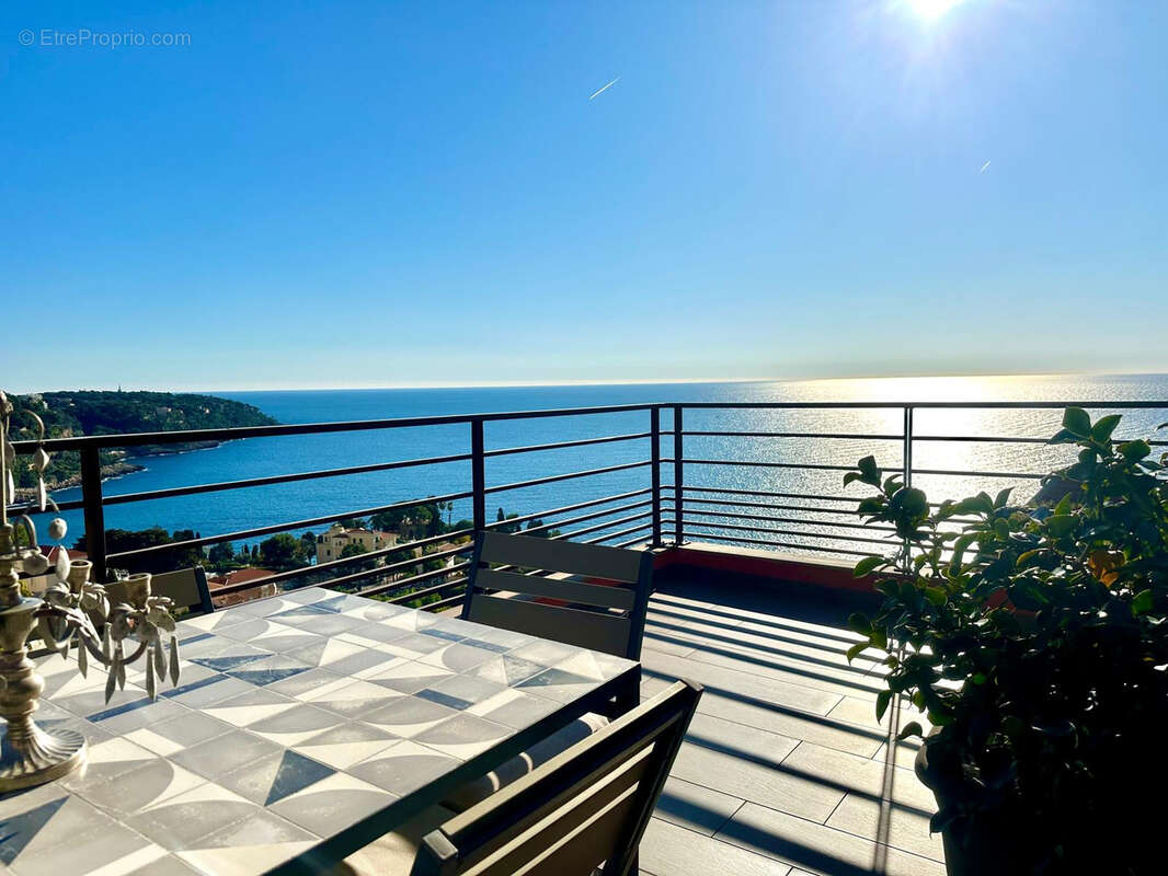 Appartement à ROQUEBRUNE-CAP-MARTIN