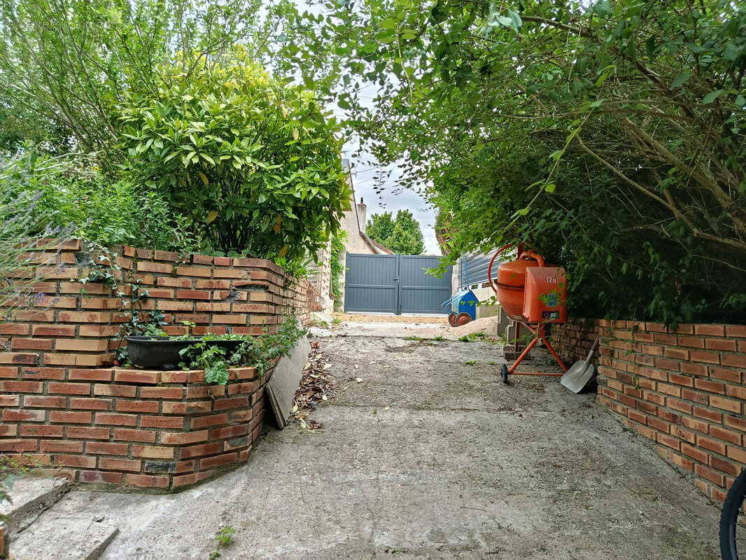 Maison à NERONDES