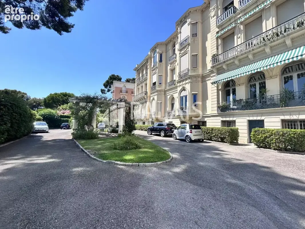 Appartement 1 pièce 9 m² à vendre à Nice (06000) - photo 2