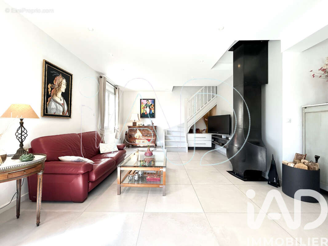 Photo 7 - Maison à LAVERUNE