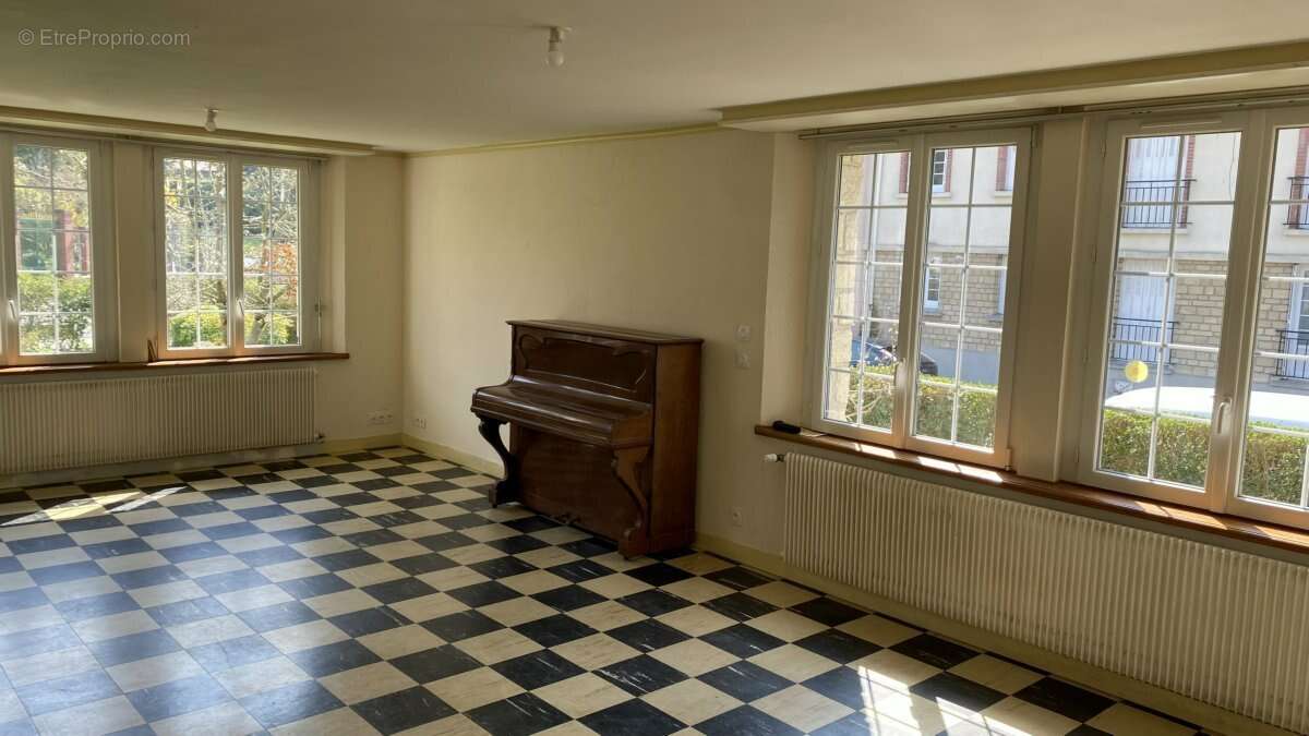 Maison à VIMOUTIERS