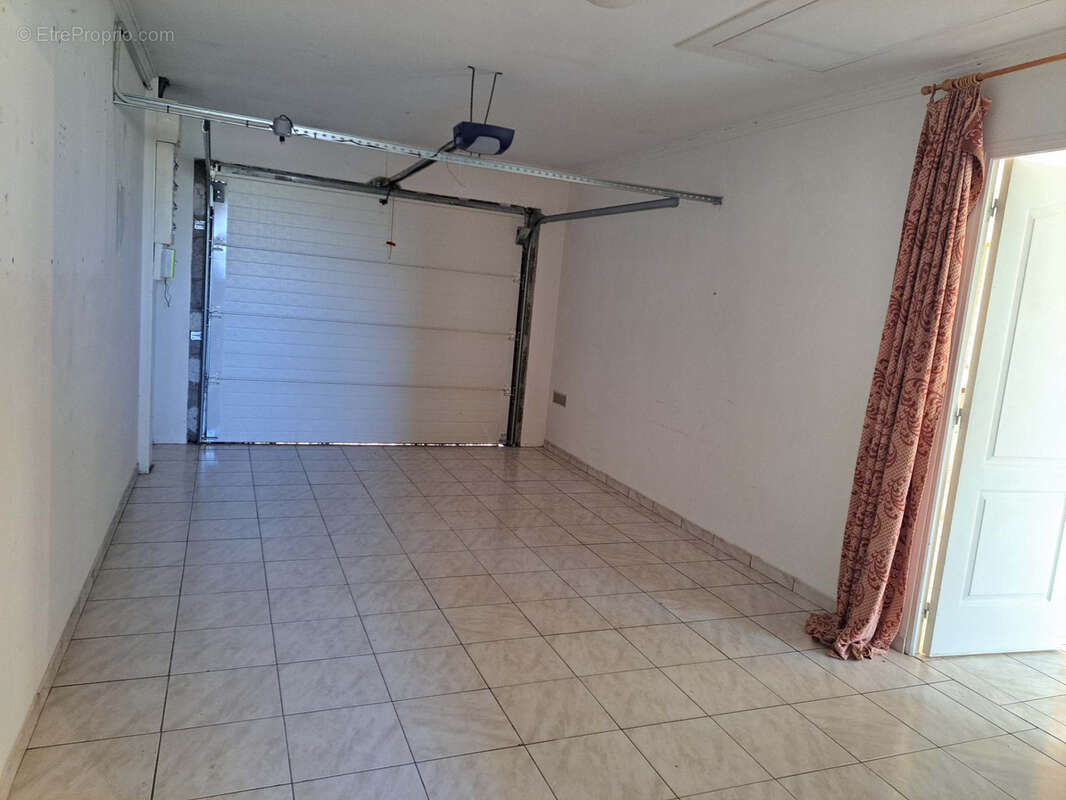 Maison à BESSE-SUR-BRAYE