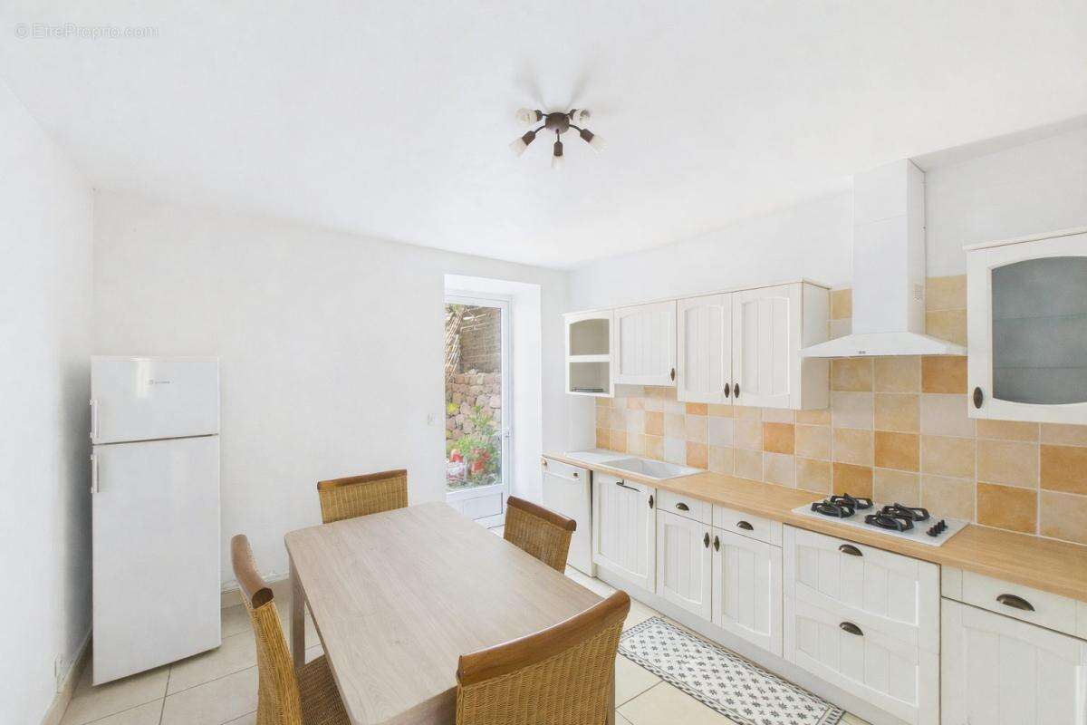 A vendre bas de villa vue mer avec jardin partinello - photo 9