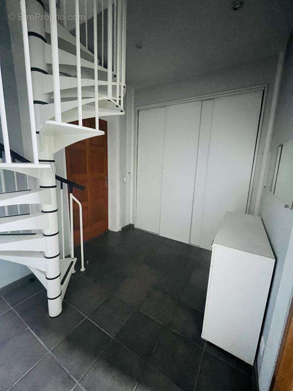 Appartement à PONT-DE-CHERUY