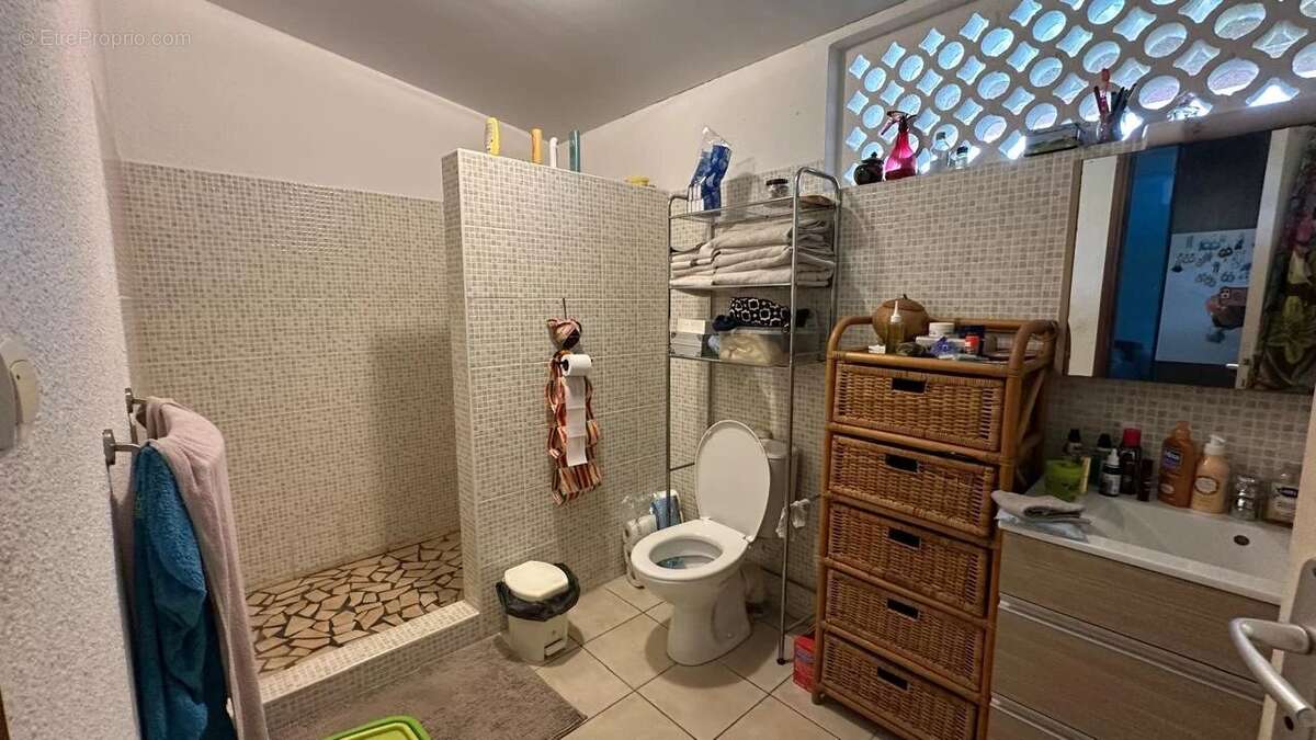 Villa avec piscine, intimité & standing – rémire-montjoly, secteur très recherché - photo 9