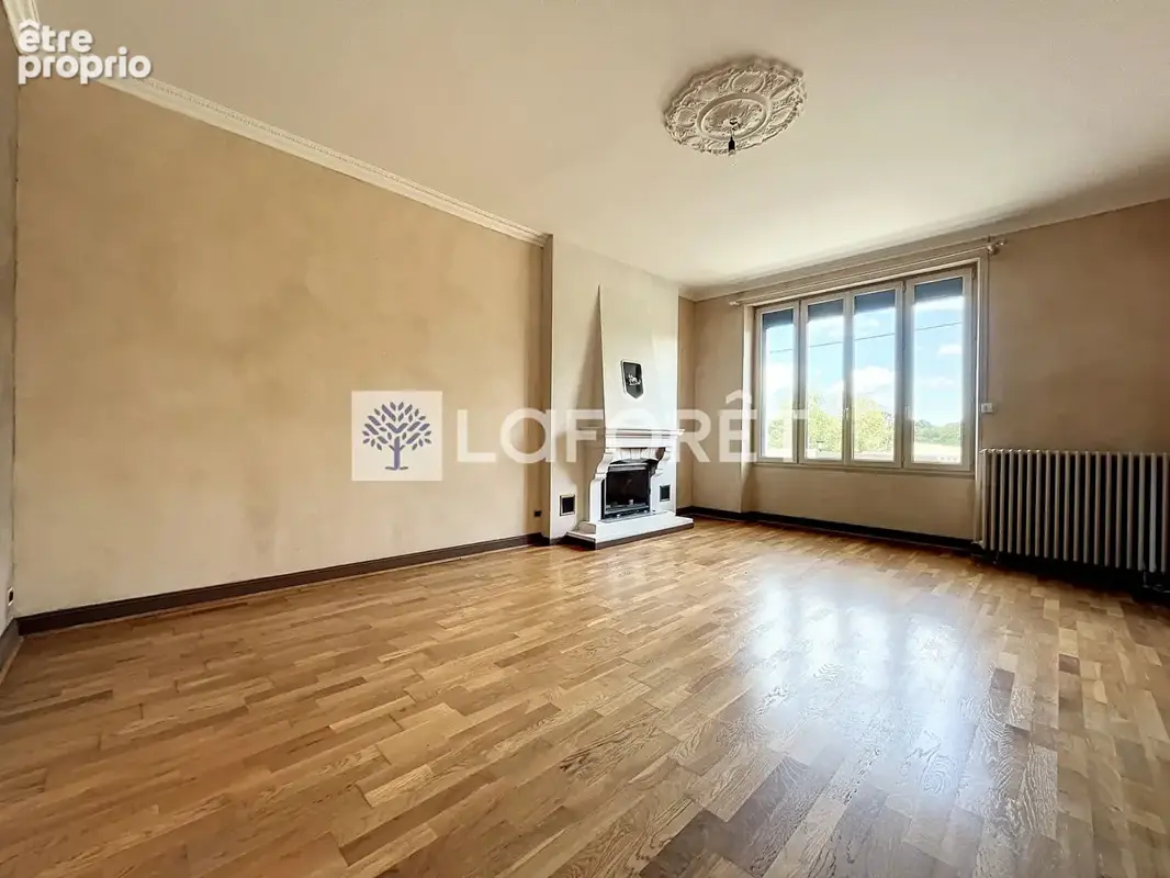 Maison avec 4 chambres avec terrasses jardin dépendances - photo 10