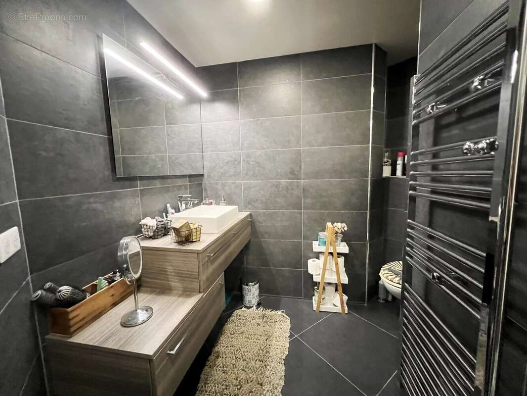 Appartement à ROQUEBRUNE-CAP-MARTIN
