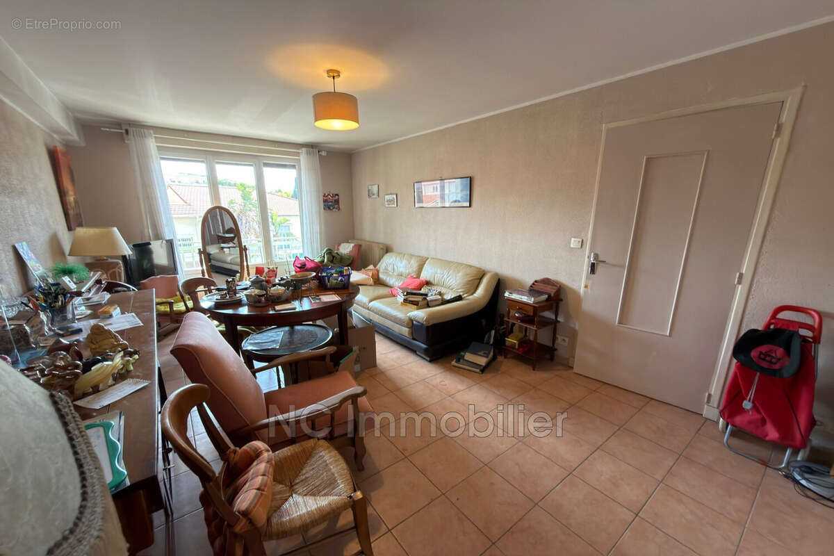 Appartement à CAGNES-SUR-MER