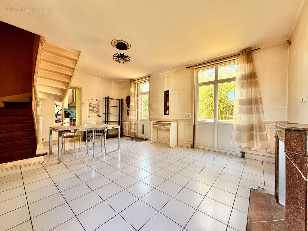 Maison anglo-normande 4 chambres à rénover - photo 3