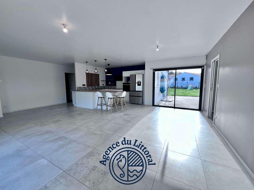 Maison à SAINT-ANDRE-DE-LIDON