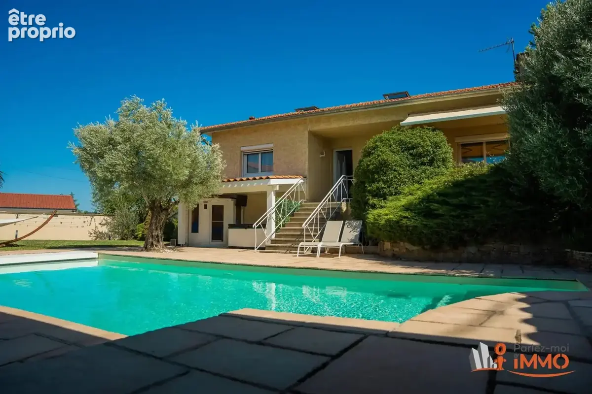 Maison 5 chambres, piscine, sauna et jacuzzi - photo 8