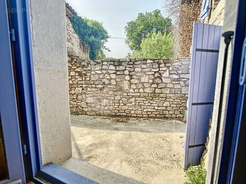Dpt Drôme (26), à vendre proche de LA TOUCHE maison en pierre P5 mitoyenne, d'environ 110 m² habitables avec cour - photo 21