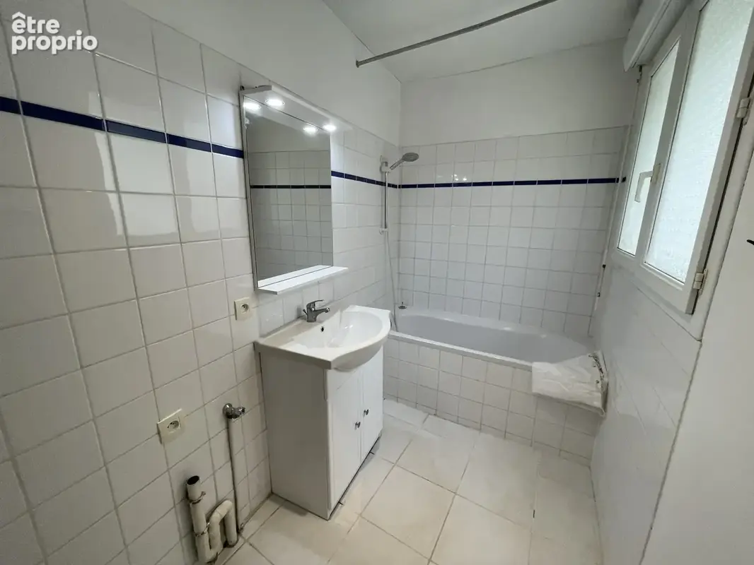 Appartement T3 duplex (côté cour) - Bordeaux PEY BERLAND (rue Castelmoron) - photo 7