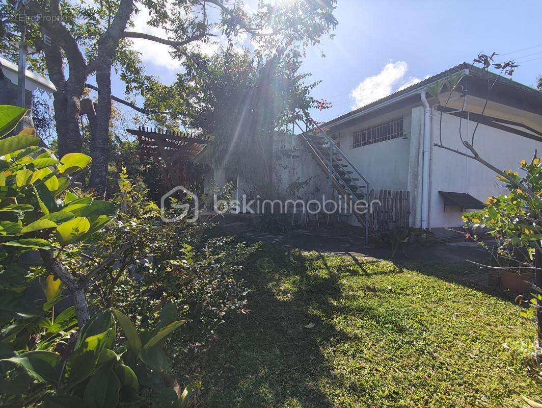 Maison à SAINT-DENIS