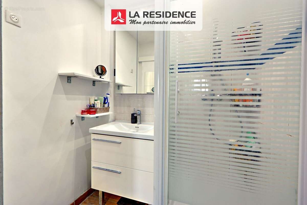 Appartement à COLOMBES