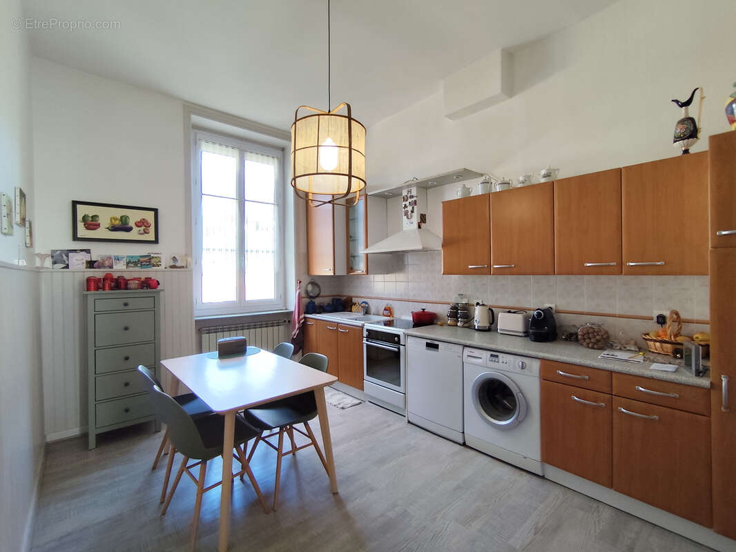 Appartement à CHATEAUNEUF