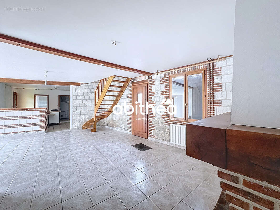 Maison à NEUVILLE-SAINT-VAAST