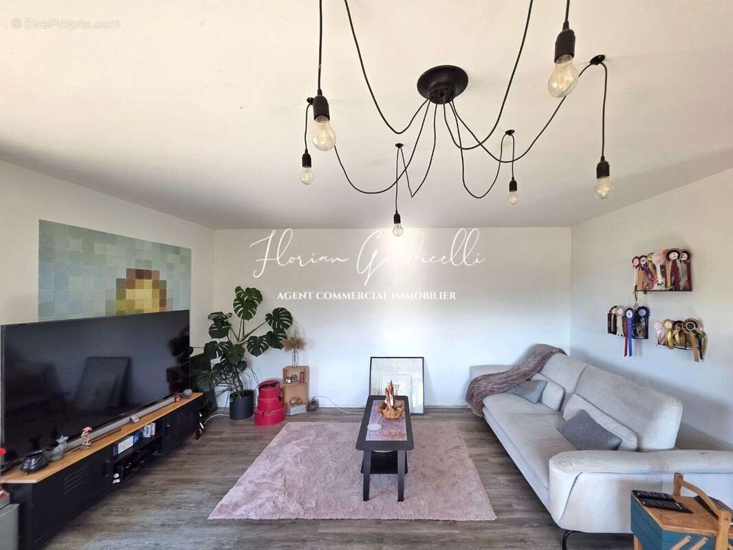 Maison 95 m² à Aleria  - photo 4