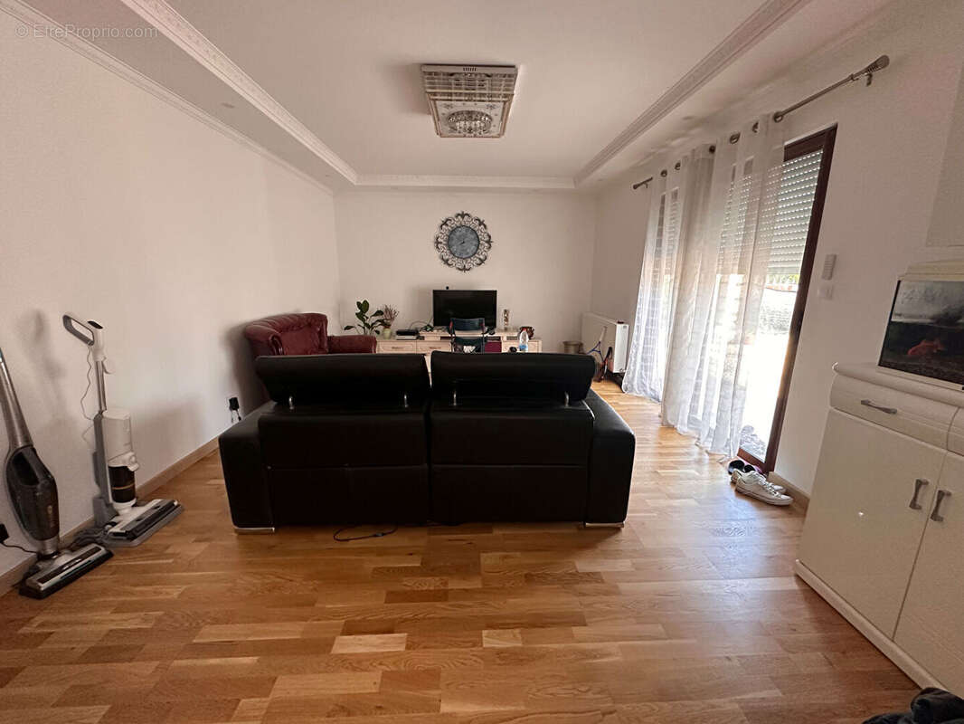 Maison à NANTERRE