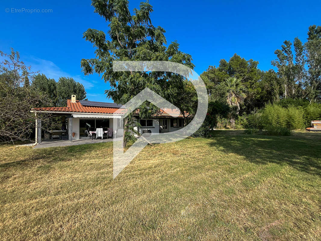 Maison à SAINT-CYPRIEN