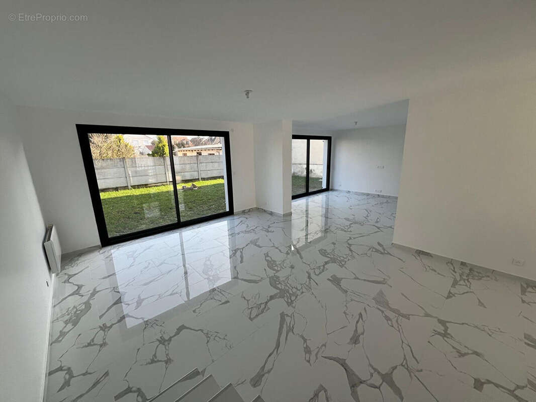 Maison à CONFLANS-SAINTE-HONORINE