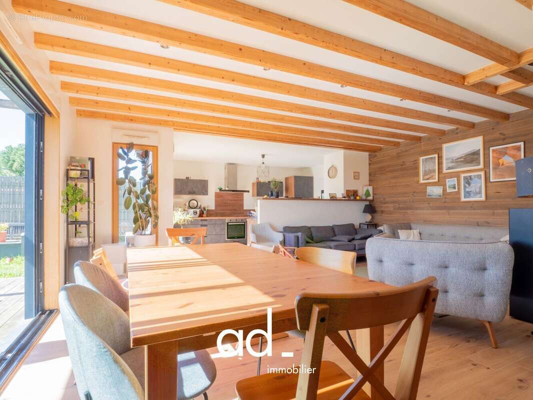 Maison à LA ROCHELLE