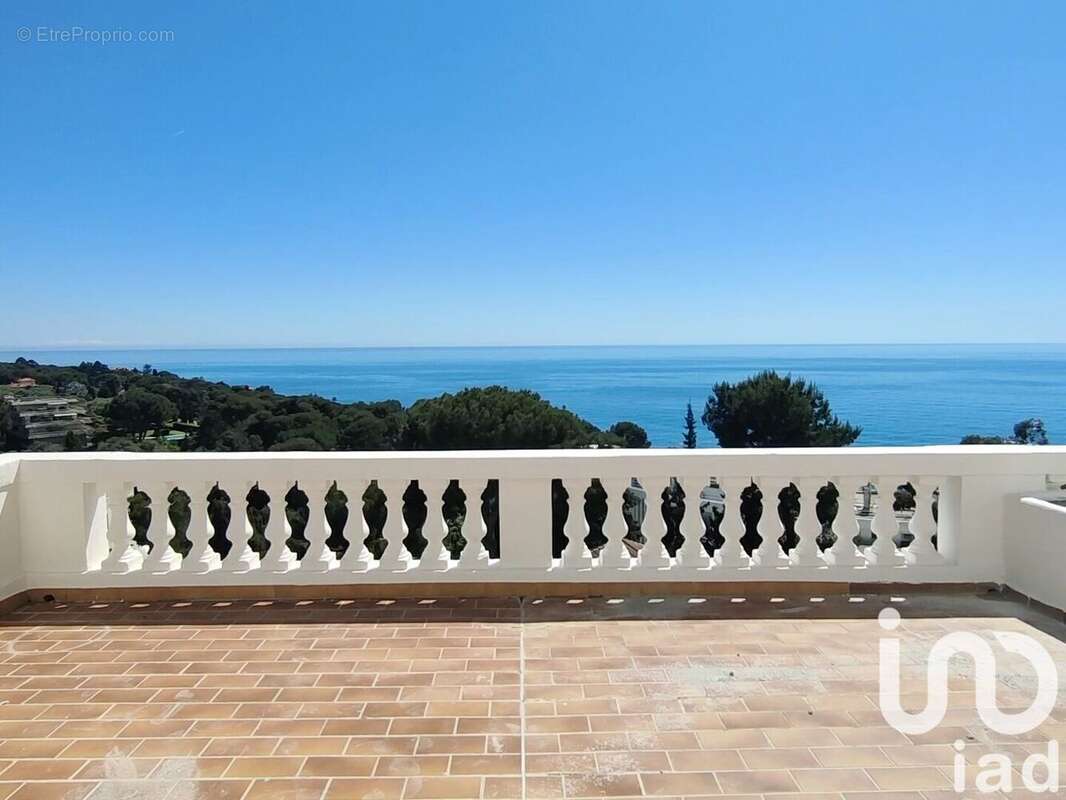 Photo 4 - Appartement à ROQUEBRUNE-CAP-MARTIN