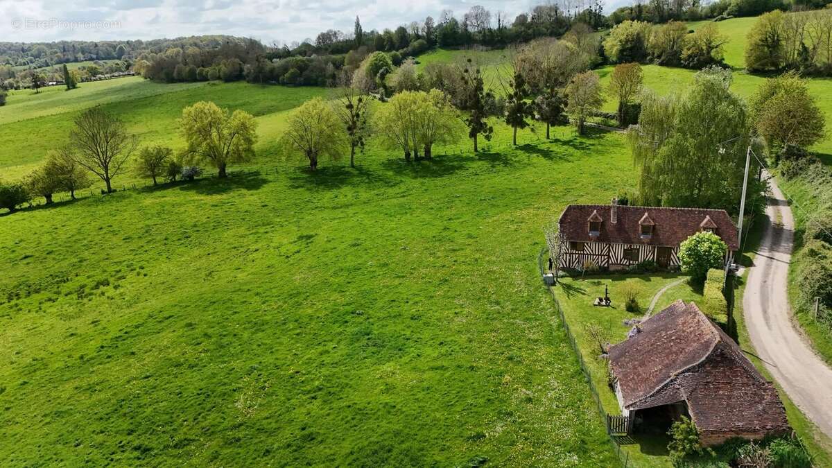 Maison à SAINT-GERVAIS-DES-SABLONS